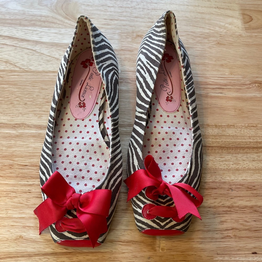 Poetic Licence London Check Mate Zebra Print Red Bow Ballet Flats 9.5 Womens